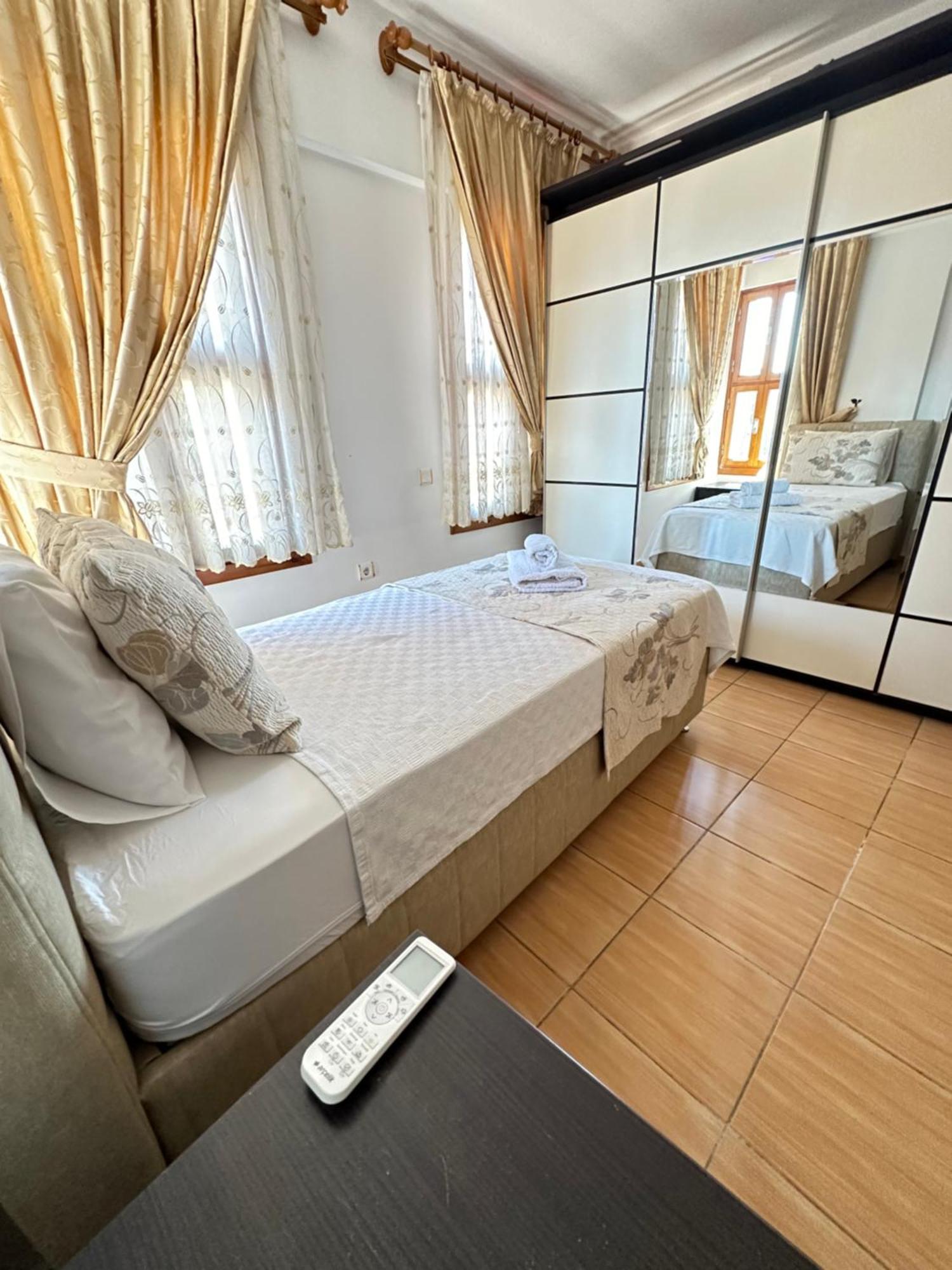 Kaleici Aparts Antalya Villa Exterior foto